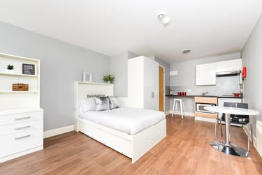 1 bed studio, Crewe Street, City Centre, Chester, CH13DA - Image 4
